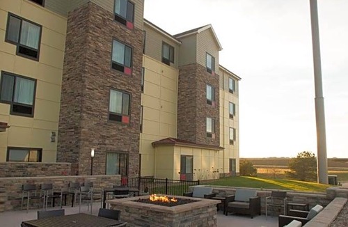 Lincoln Hotel | 2-Star Hotel ∙ TownePlace Suites by Marriott Lincoln North