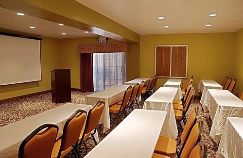 Green Valley Hotel | 2-Star Hotel ∙ Best Western Green Valley Inn