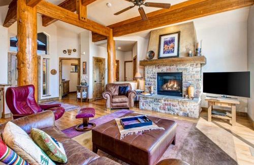 Pinebrook House | 2-story duplex in great location with private balcony mountain views fireplace