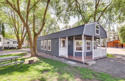 Columbia Falls House | 20 Mi to Glacier Nat’l Park: Pet-Friendly Cabin