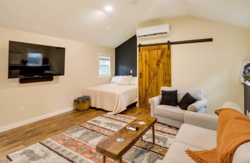 Columbia Falls Apartment | 20 Mi to Glacier Nat’l Park: Columbia Falls Studio