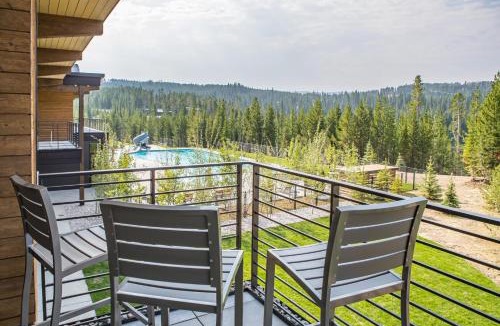 Big Sky Apartment | 202 LakeLodge