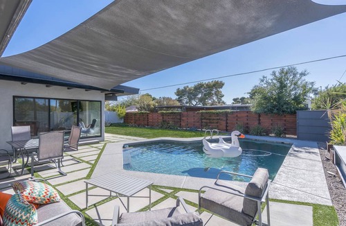 Parkcrest House | 205 m² House ∙ 5 bedrooms ∙ 16 guests