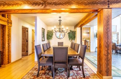 Frisco House | 213 County Road 1041 : 3 600