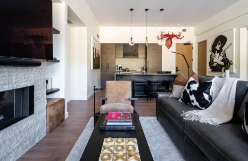 Big Sky Apartment | 215 LakeLodge