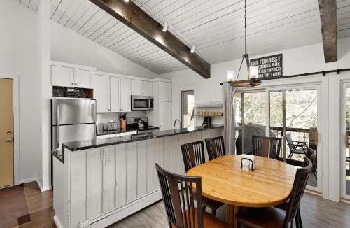 Snowmass Village Apartment | 21E by SkyRun Aspen