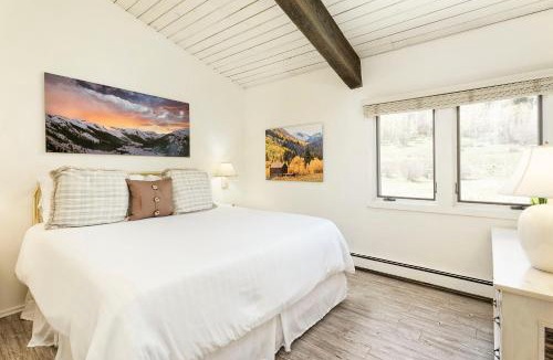 Snowmass Village Apartment | 21E by SkyRun Aspen