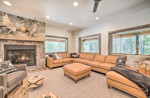 Island Park House | 22 Mi to Yellowstone! Swiss Cabin in Mack's Inn