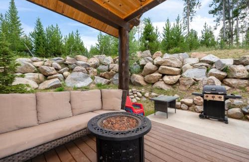 Fraser House | 220 Quill Way