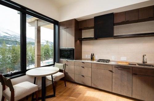 Big Sky Apartment | 223 LakeLodge