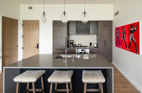 Big Sky Apartment | 225 LakeLodge