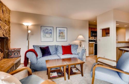 Dillon House | 233 Marina Place