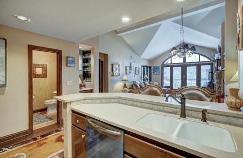 Edwards Apartment | 2BR Condo in Arrowhead Village - 5 Minute Walk to Chairlift, Mountain Views! condo