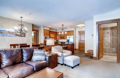River Run Condo | 2Br Ski-in/Ski-out on mountain~Lone Eagle 3008~Kids Ski Free