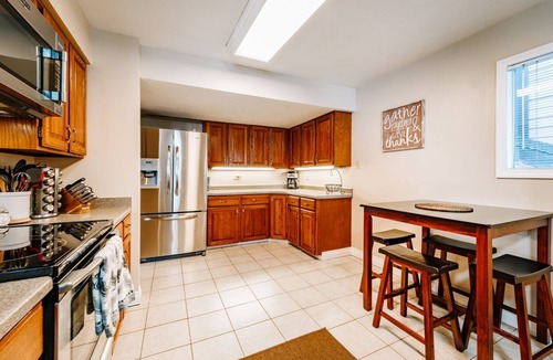Cottonwood Heights Condo | 3 Bed, 2 Bath Condo. Perfect Location to Utah's Best Ski Resorts! 🚠