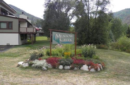 Intermountain House | 3-Bedroom Meadow Creek Townhom townhouse