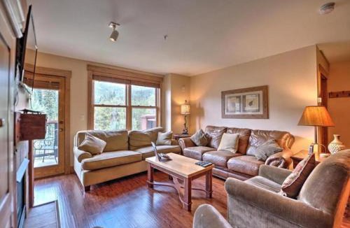 River Run Apartment | 3 Bedroom Mountain View Condo In River Run Village Just 75 Yards From The Summit Express Gondola