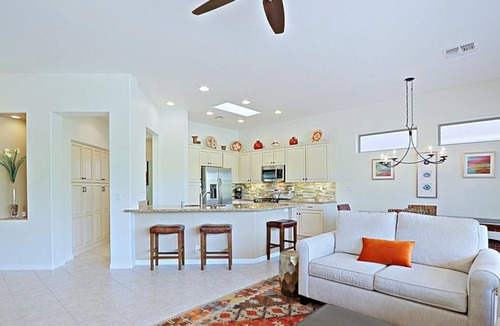 Terravita Apartment | 3 Bedroom Single family 19750 by Houzlet