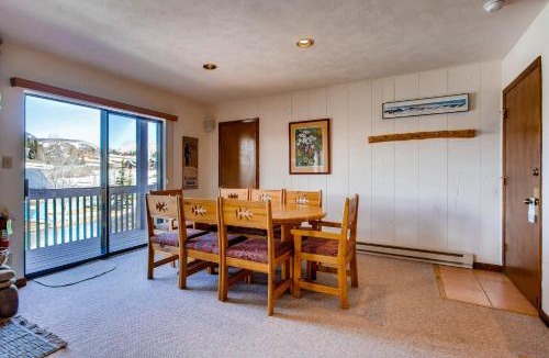 Mount Crested Butte Apartment | 3 Br Unit With Fireplace & Mountain Views Condo