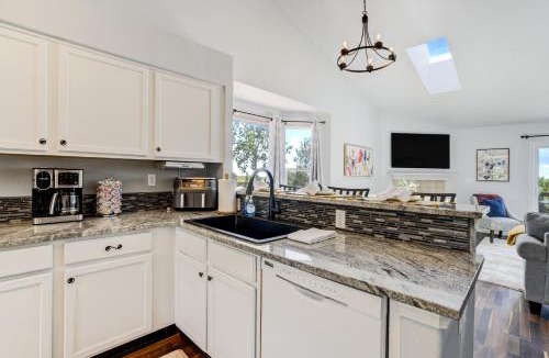 Briargate House | 3 Kings - Game Room - Pet Friendly - EV Charger