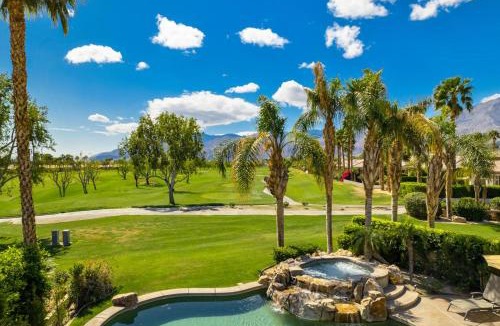 La Quinta House | 3 Master Suite's Dreams!