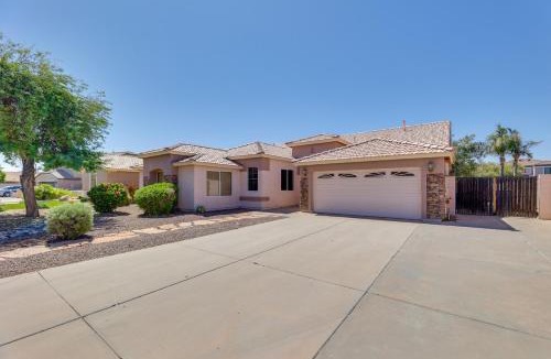 San Tan Ranch House | 3 Mi to SanTan Village: Home w/Covered Patio