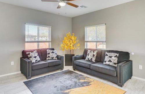 Flowing Well Neighborhood House | 3 Mi to Tucson Mall: Home w/Large Outdoor Space!
