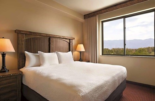 Kalispell Hotel | 3-Star Hotel ∙ Glacier International Lodge