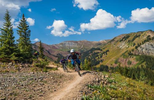Snowmass Village Apartment | 300 Carriage Way