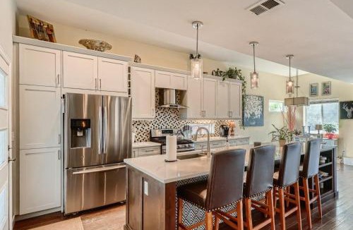 Skyland House | 3152 N Josephine St