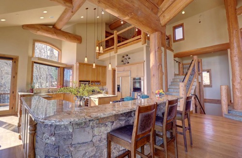 Three Peaks House | 325 m² House ∙ 5 bedrooms ∙ 12 guests