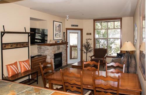 Snowbird Apartment | 3505 - One Bedroom Den Standard Powderhorn Lodge