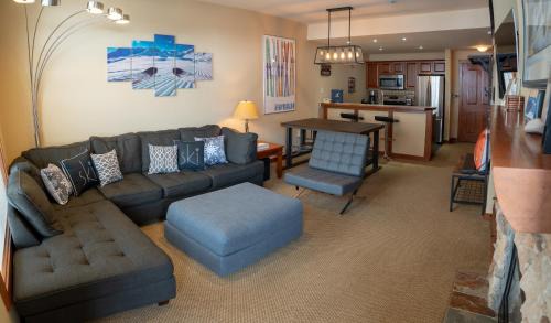 Snowbird Apartment | 3505 - One Bedroom Den Standard Powderhorn Lodge