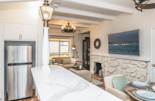 Northwest Carmel Apartment | 3798 Cedar Place