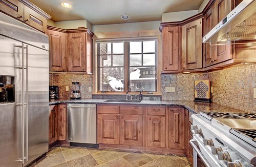 Copper Mountain Village Apartment | 39B Union Creek Townhomes West