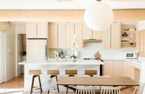 Cavalier Vista House | 3BD 2BA Scottsdale Poolside Oasis