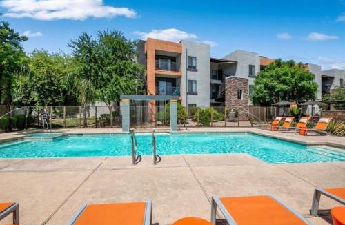 Sierra Verde Apartment | 3BR Comfort Oasis Pool Hot Tub Gym Games