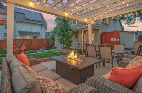 Central Colorado Springs House | 3BR DOWNTOWN - NEW Hot Tub - Olympic Training Center