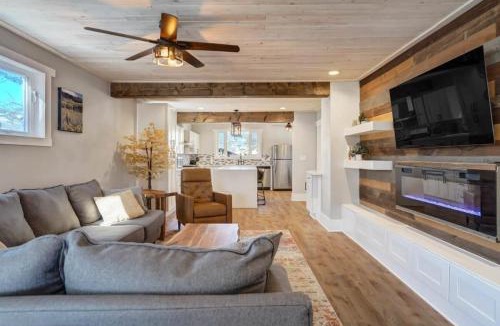 Central Colorado Springs House | 3BR Modern w Lg Backyard Mtn Views & Hot Tub