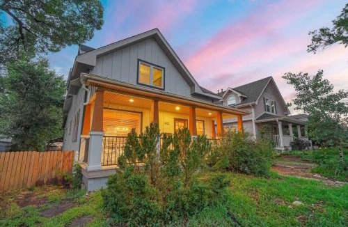 Central Colorado Springs House | 3BR Modern w Lg Backyard Mtn Views & Hot Tub
