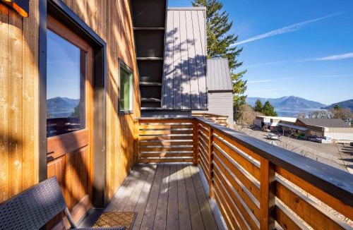 Stevenson House | 4 A-Frame Cabins - 2 Outdoor Private Tubs