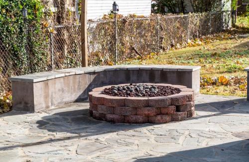 Tulsa House | 4 bdrm, 3ba,Fire pit, grill, 1 block to TU Pets!