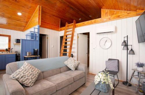 Greenbush House | 4 Beachfront Cottages - New Bathrooms and Roofs