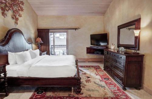 Vail Apartment | 4 Bedroom Luxury Residence At World-Class Resort In Lionshead Village