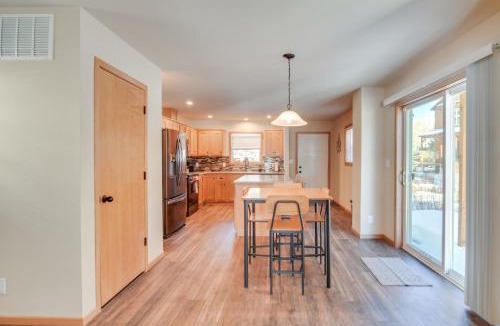 Granby House | 4 Mi to Granby Ranch: Cabin w/Hot Tub Access!