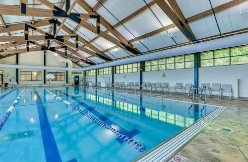 The Galena Territory House | 4 MI to Lake Galena: TH w/Indoor Pool & Views!