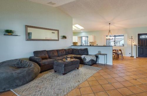 Lake Havasu City House | 4 Mi to Lake Havasu State Park: Home w/Mtn Views!