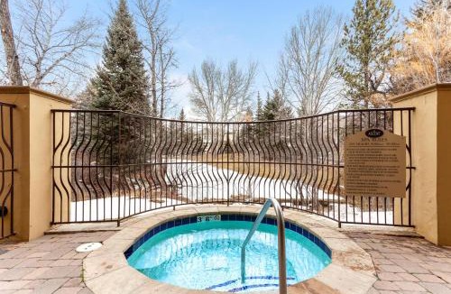 Avon House | 406 The Ascent