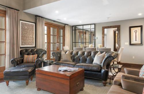 Avon House | 406 The Ascent
