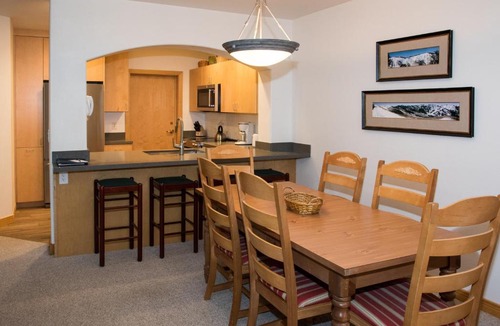 Salt Lake Mountain Resorts Apartment | 4312 - Two Bedroom Deluxe Creekside Condominiums condo